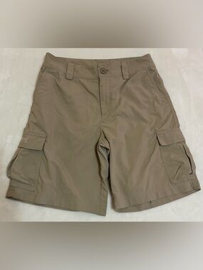Under Armour Boys Cargo Shorts in Taupe